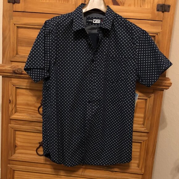 men's short sleeve collared top - Picture 1 of 5